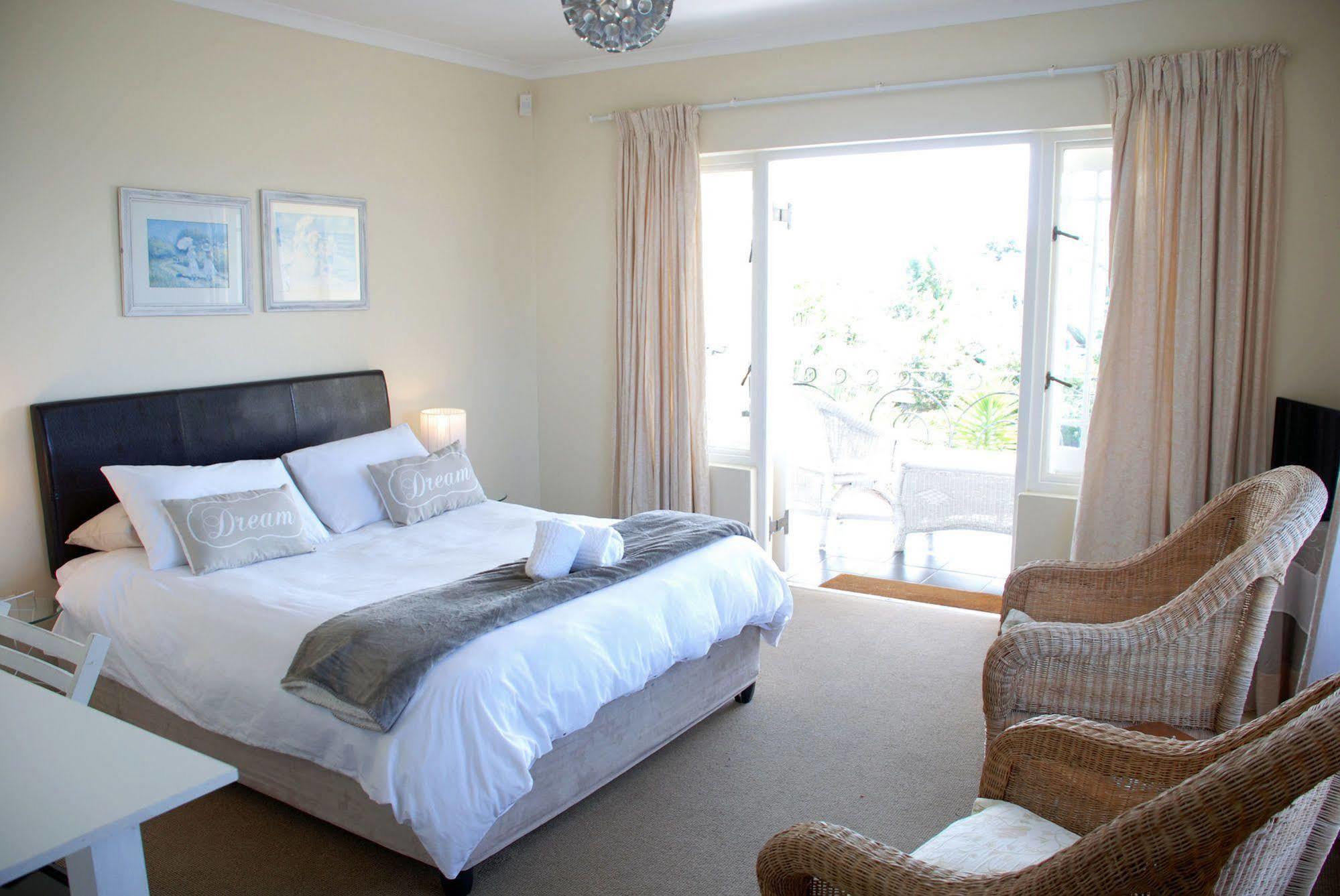 Mandalay Guest House Plettenberg Bay Εξωτερικό φωτογραφία